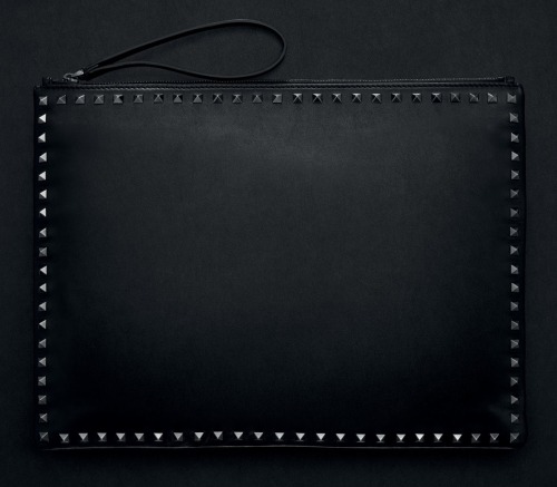 Valentino Noir Rockstud Zip Clutch Bag