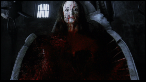 hellyeahhorrormovies:  Sleepy Hollow, 1999. 