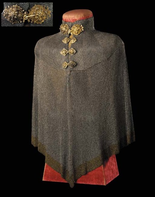petermorwood:thingstotrack: Bishop’s Mantle 1. A Fine and Rare German (Saxon) Mail ‘Bish