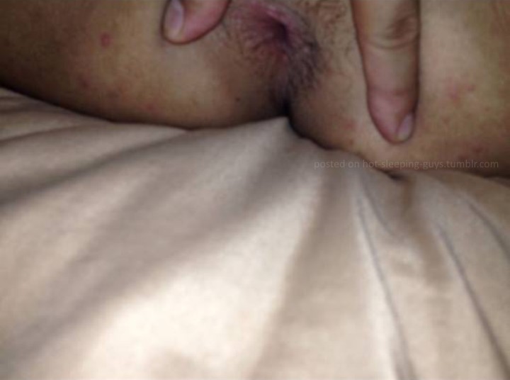 hot-sleeping-guys:  Z-z-z Hot Sleeping Guys z-z-Z Your sumbissions on hot-sleeping-guys(at)hotmail.comMy