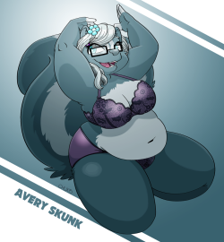 chuxwagon:  Momskunk Commission! Finished another commission and I’m pretty happy with it. She came out great! Love Avery Skunk too much. 