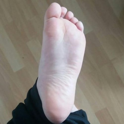 Shout Out!!!Submission from @_boysfeet_ - Size 43 #boyfeet #boytoes #boysoles #adoreboyfeet #lov