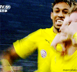 marcohan:  CIRO KISSED MARCO! 