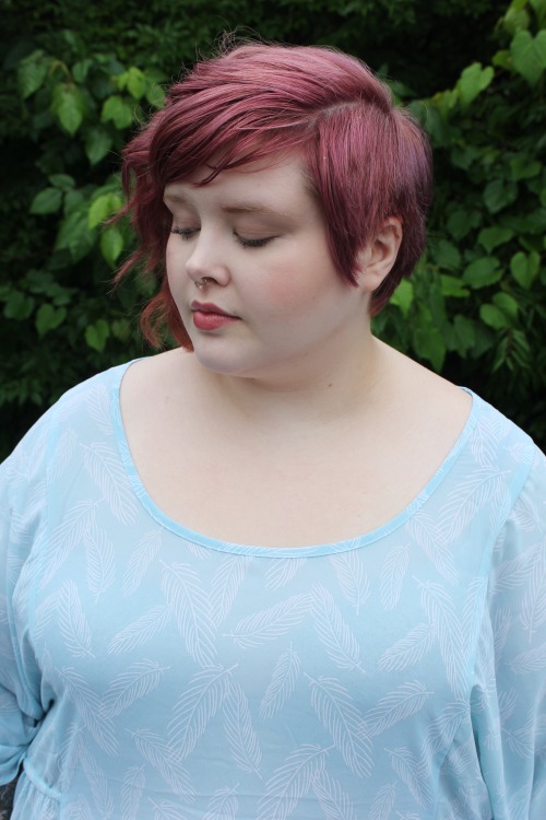 afatfox:these pictures make me feel cutetop ~ torrid (5)jeggings ~ torrid (28S)shoes ~ modclothpurse