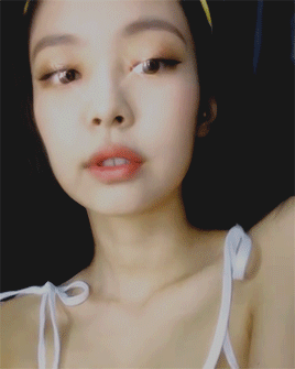 intojennie:instagram queen
