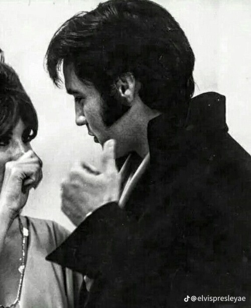 70s Elvis = Daddy