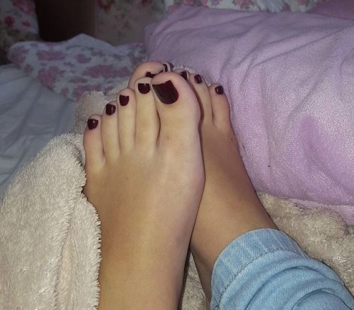 Sex tribal-lion93:  Such BEAUTIFUL feet❤ pictures