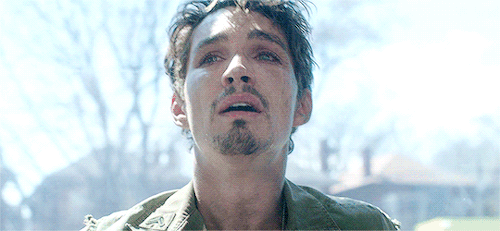 Klaus Hargreeves, 1x05