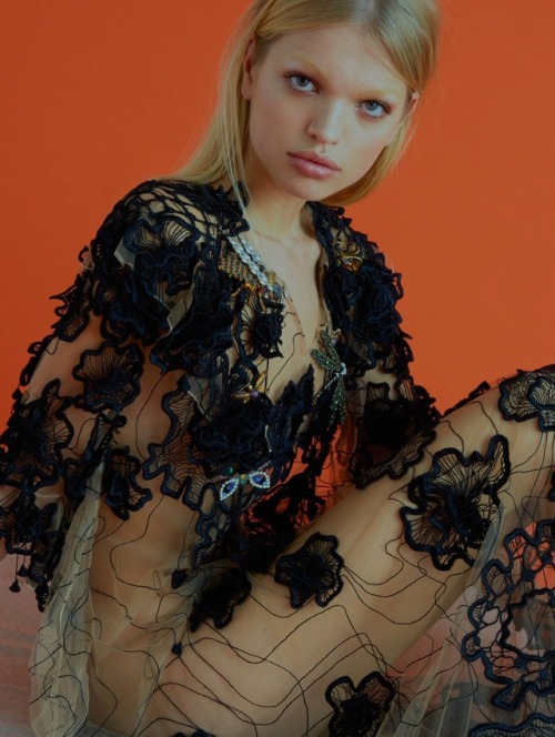 thefactoryoffashion:Daphne Groeneveld by Kai Z Feng for Elle UK December 2016