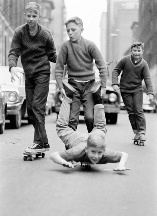 historicaltimes:
“Skating boarding in 60s New York City Shot by Bill Eppridge
”