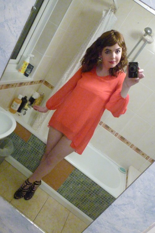 lucy-cd:  PicturesLove this outfit, amazing pictures. So adorable! <3