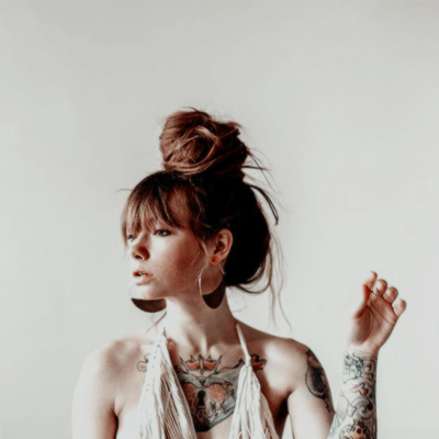 womansicons:  like/reblog or © @travisfmmel   
