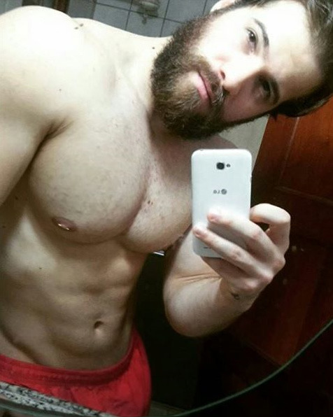 hairynmuscleman:  Hairy’n’Muscle Manthe hottest menhttp://hairynmuscleman.tumblr.com/