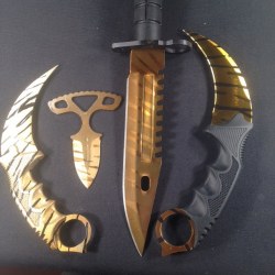 tacticoolknives:  Some different styles tiger