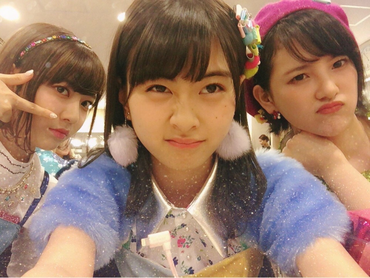 akiba345:  宮脇咲良、松岡はな、兒玉遥