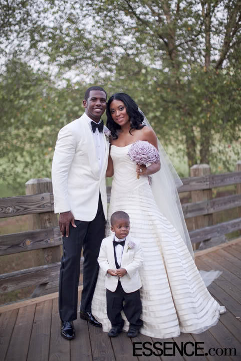 bishopmyles:  thotluxury:  thelasthuxtable:  thoughtsofablackgirl:  Chris Paul and his wife Jada Paul. I couldn’t stop with the “aaaawww” when I saw those pics at essence.com  Black Love  chris paul is truly husband goals.  Aw yes :)