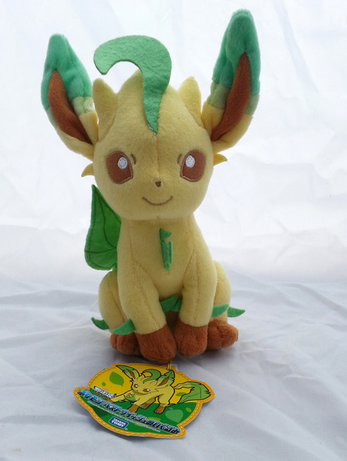 banettestoybox:Takara Tomy Sitting Leafeon Plush 