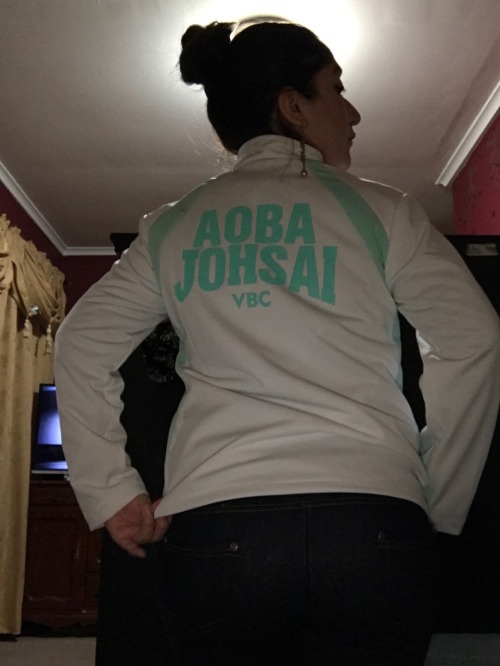 LOOK WHAT ARRIVED TODAY!!! I GOT MY AOBA JOHSAI JACKET!!!!! NOW TO COLLECT THE REST OF MY SPORTS HELL