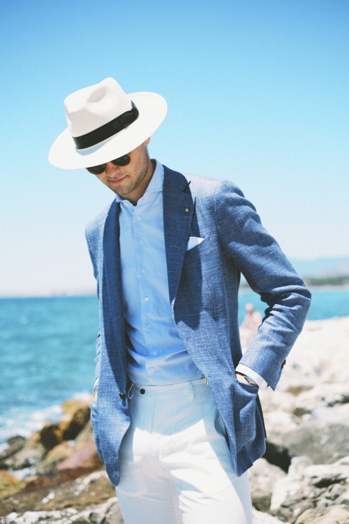 Throwback to this summer in Spain. Suitsupply Jort jacket, Suitsupply trousers, Belisario MTM shirt,