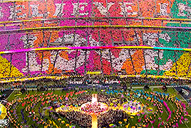 thequeenbey:  Super Bowl 50′s Political Themes 