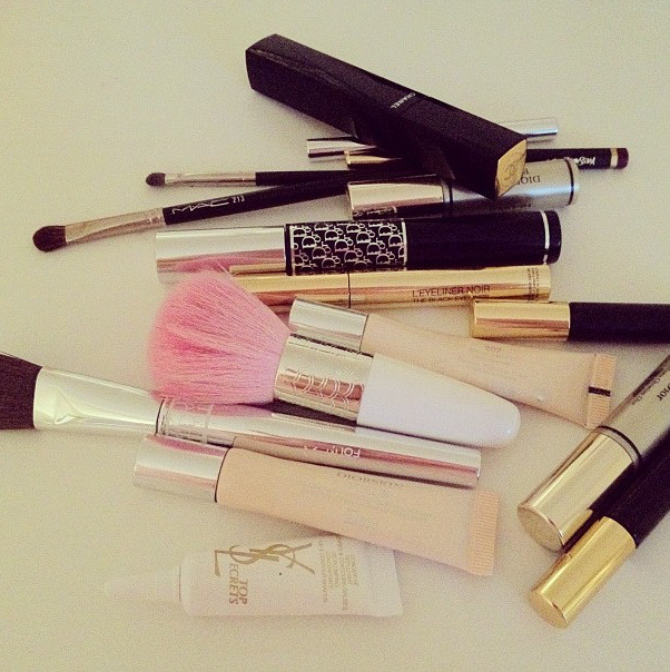 chanel-rosyy:  sunrosy:  rosily:  ♡ rosy, rosy, rosy, rosy!! ♡  ✽❀♬rosy