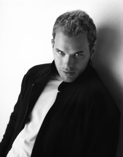 fksexymen:    Kellan Lutz  Sexy | Hot | Guapos