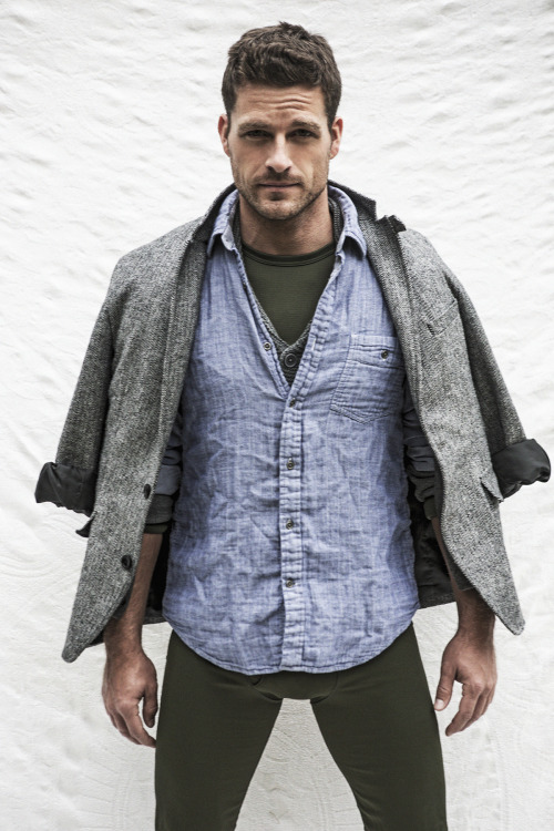 liammurphylove:  leonardocorredorphoto:  Marc Oliver Test   Marc Oliver shot by Leonardo Corredor Photography