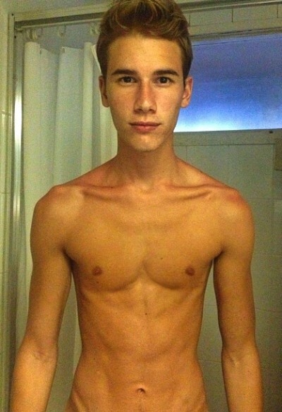 soccerjockbottom:  ksufraternitybrother:  MASSIVE DICK KSU-Frat Guy: Over 98,000