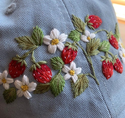 sosuperawesome:Custom Embroidery / Patterns and KitsRiver Birch Threads on Etsy