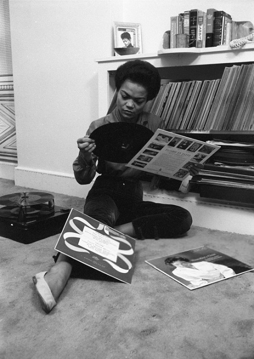 twixnmix:Eartha Kitt photographed by Ben Martin at home, 1957.