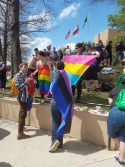 steppingonshatteredglass-deacti:pan pridehere are some images of pansexual pride