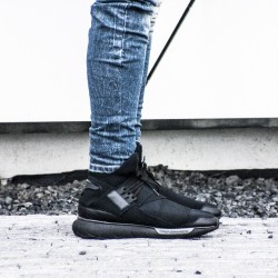 that-supreme-bitch:  Y-3