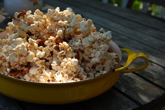 valscrapbook:caramel corn by amy e johnson on Flickr.