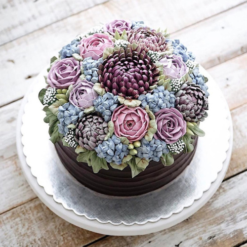 itscolossal:Amazing Terrarium and Flower Cakes Created by Iven Kawi