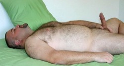 Fhabhotdamncobs:  Stonermusclebear:  Hes My New Best Friend    W♂♂F     (Warning!