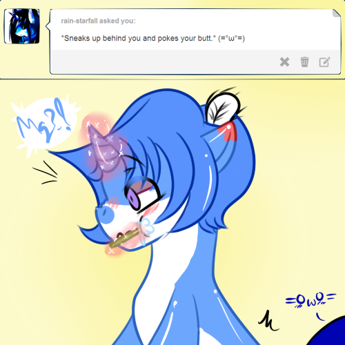questions-for-peachy:  G-Get your hoof AWAY from there!!!!!  X3