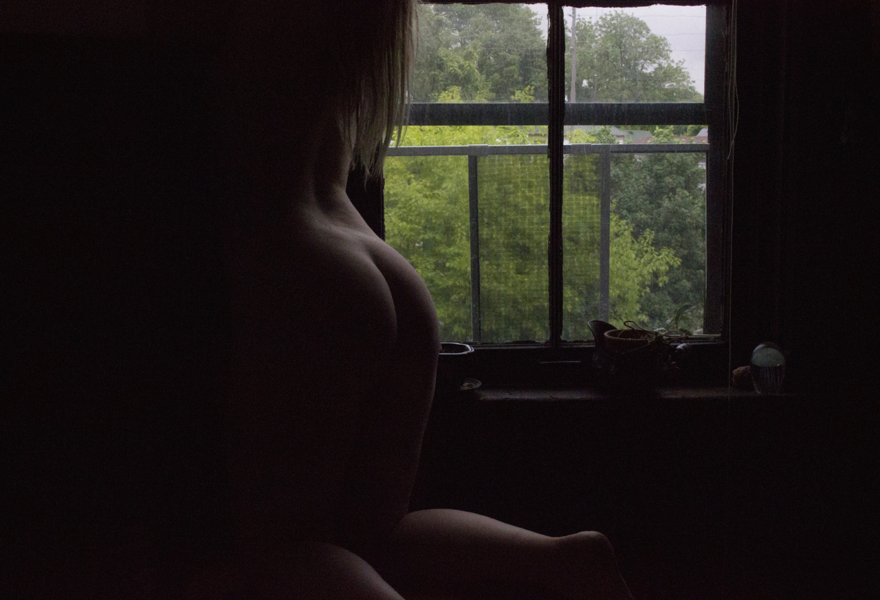 apolysis:  i took these yesterday evening.  i love overcast lighting so much. 