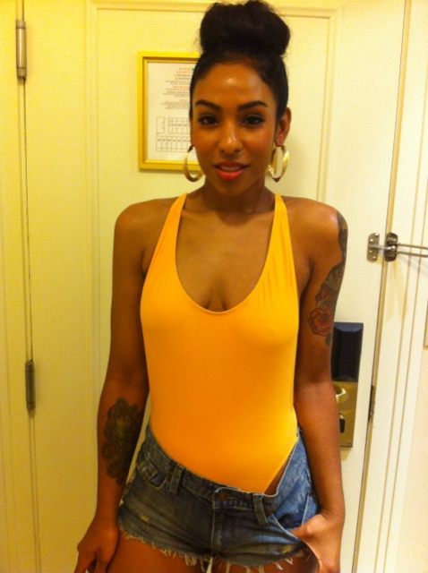 badbroads:  http://badbroads.tumblr.com/ TJ’s Bad Broads: The # 1 Source For The