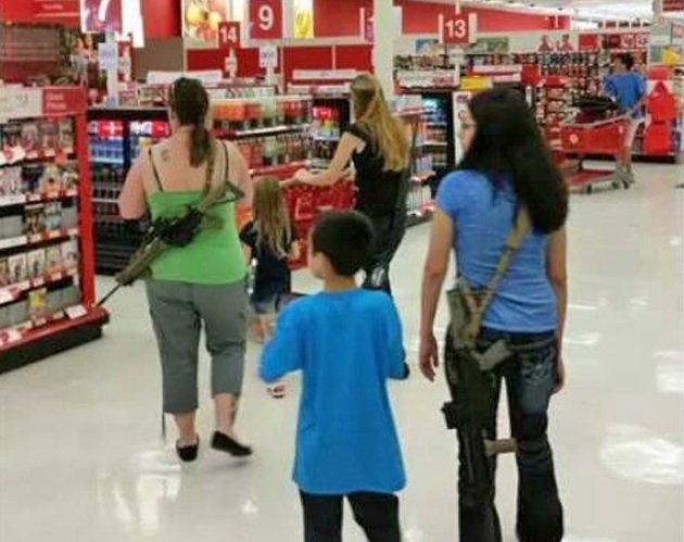 ivyaura:  white people are allowed to carry this type of shit anywhere they want