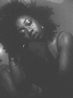 celliie:  Nappy love Celliie.tumblr.com 