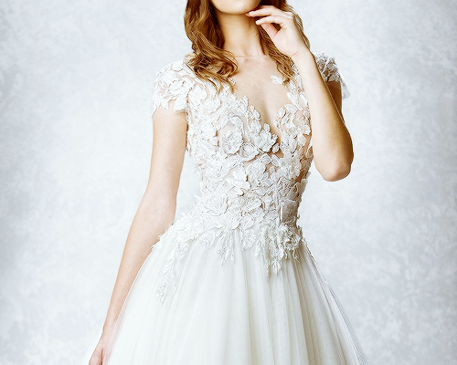 fashion-runways:  ZUHAIR MURAD Fall/Winter Bridal Collection 2015 — Details  i