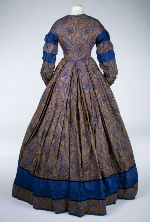 Day dress, 1864-65From the Maryland Center for History and Culture