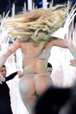 gotcelebsnaked: Lady Gaga - 2013 MTV Video