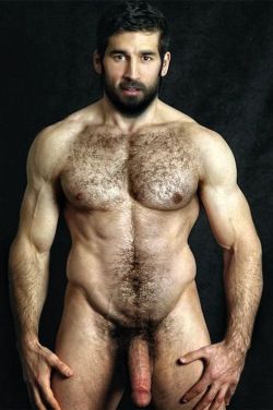 benhur2050:  *****Follow me:www.benhur2050.tumblr.com  Mmmm que macho tan rico