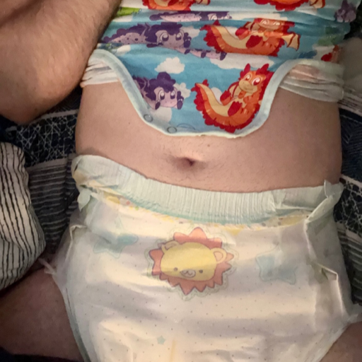 yourellaraine:I reviewed the Little Kings from ABU Japan on my brand new YouTube channel and I would love it you went and watched!🤍🙏🍼Little Kings from ABU Japan! ABDL Unboxing and Review
