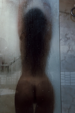 viciousclass:Shower Fantasies.