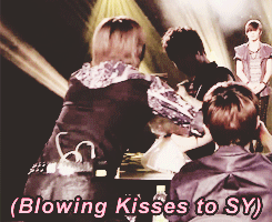 eteru:  myungsoo proposed to sungyeol 