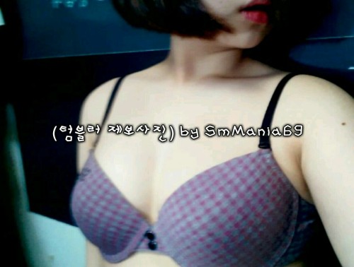 sm-mania69: 제보감사합니다. 틱톡 닉네임 손효은님 갑자기 새벽에 제보해주셨는데 몸매이쁘고 얼굴이쁘고 완전 박고싶게 생겼네요.  페북에 찌찌퀸 쳐서 친추는 일단 ㄴㄴ하고 페