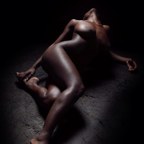 "Sensual Queens" Erotic Women Of Color