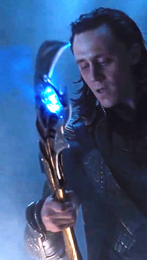 loki-thou-art-drunk:Loki and his post-portal crazy eyes.